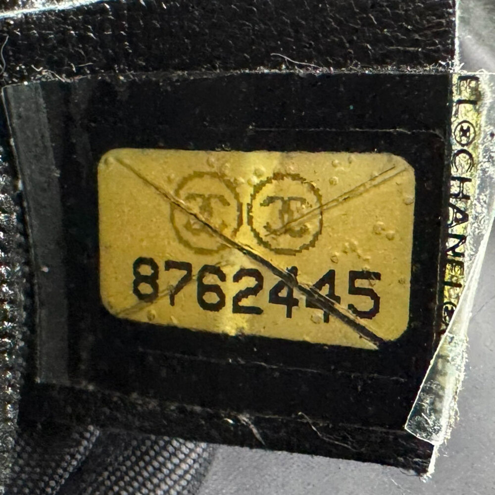 CHANEL Black Pouch - Picture 12 of 12